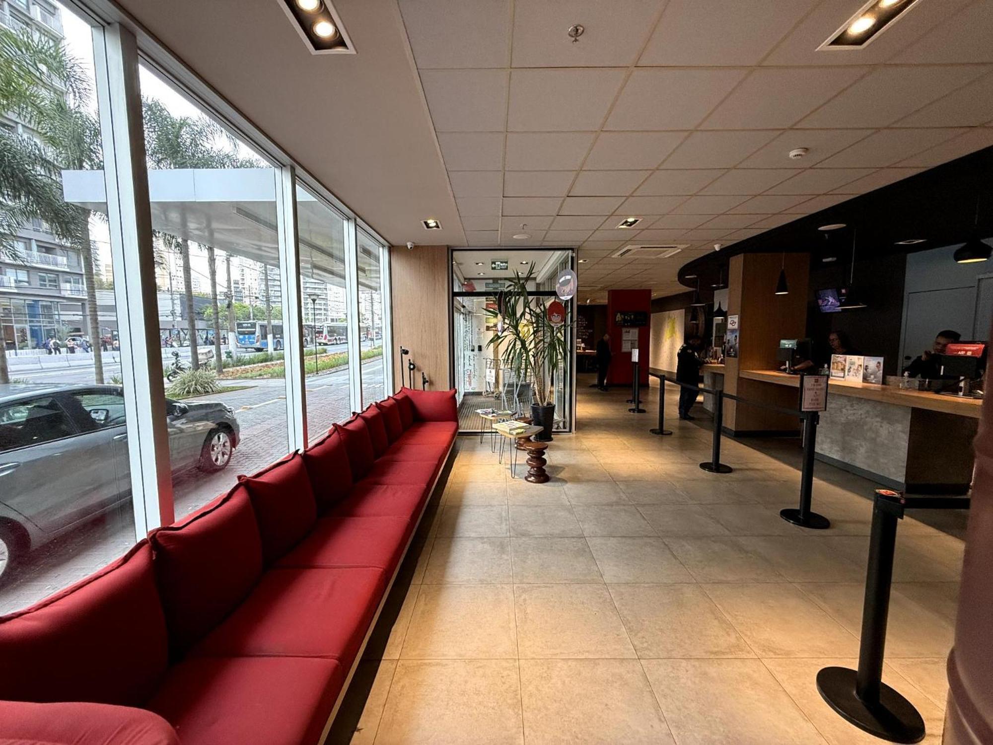 Ibis Sao Paulo Ibirapuera Hotell Exteriör bild
